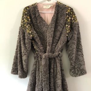 EUC California moonrise embroidered faux fur coat